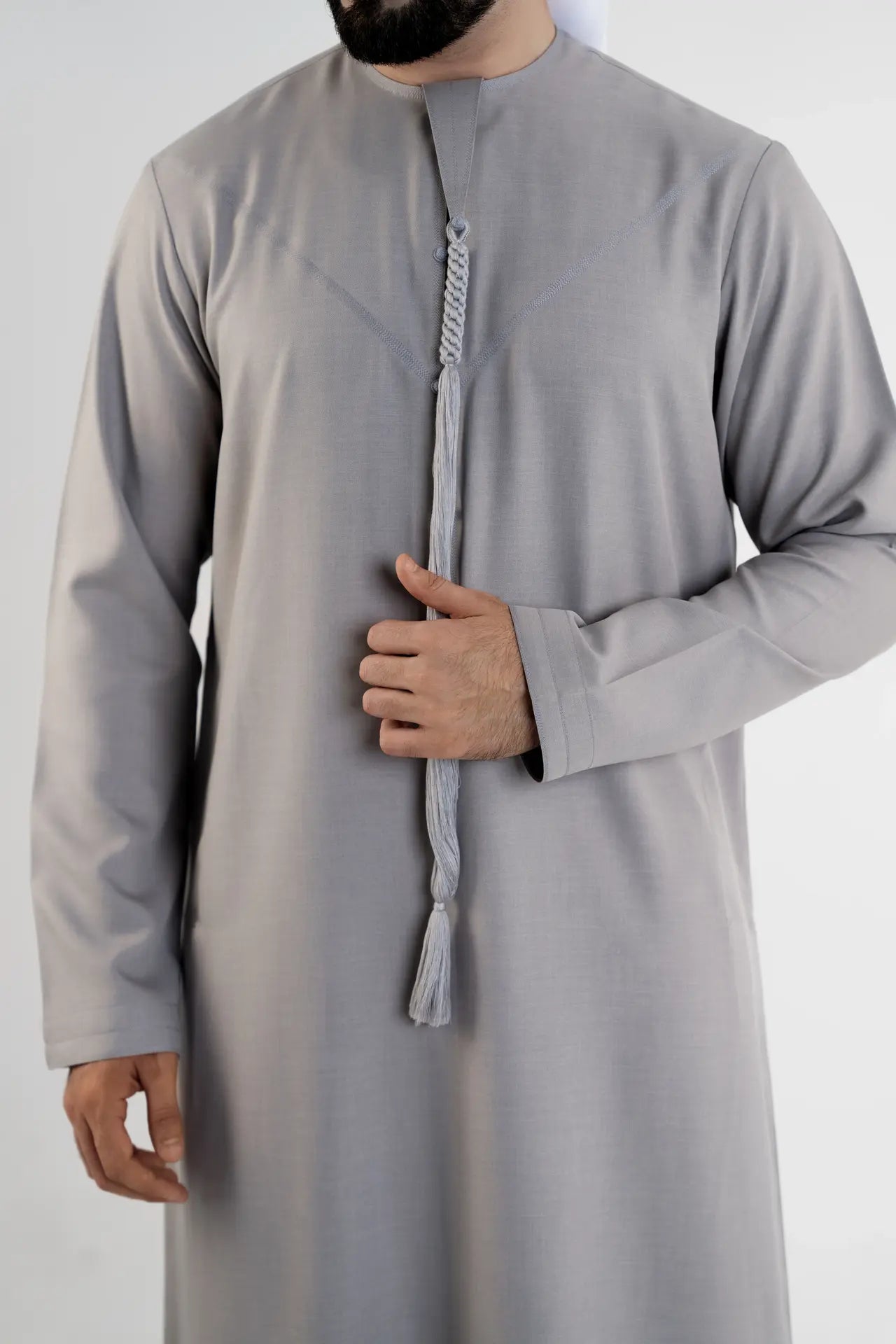 Emirati Classic Kandora Gold Edition – Premium Italian Fabric