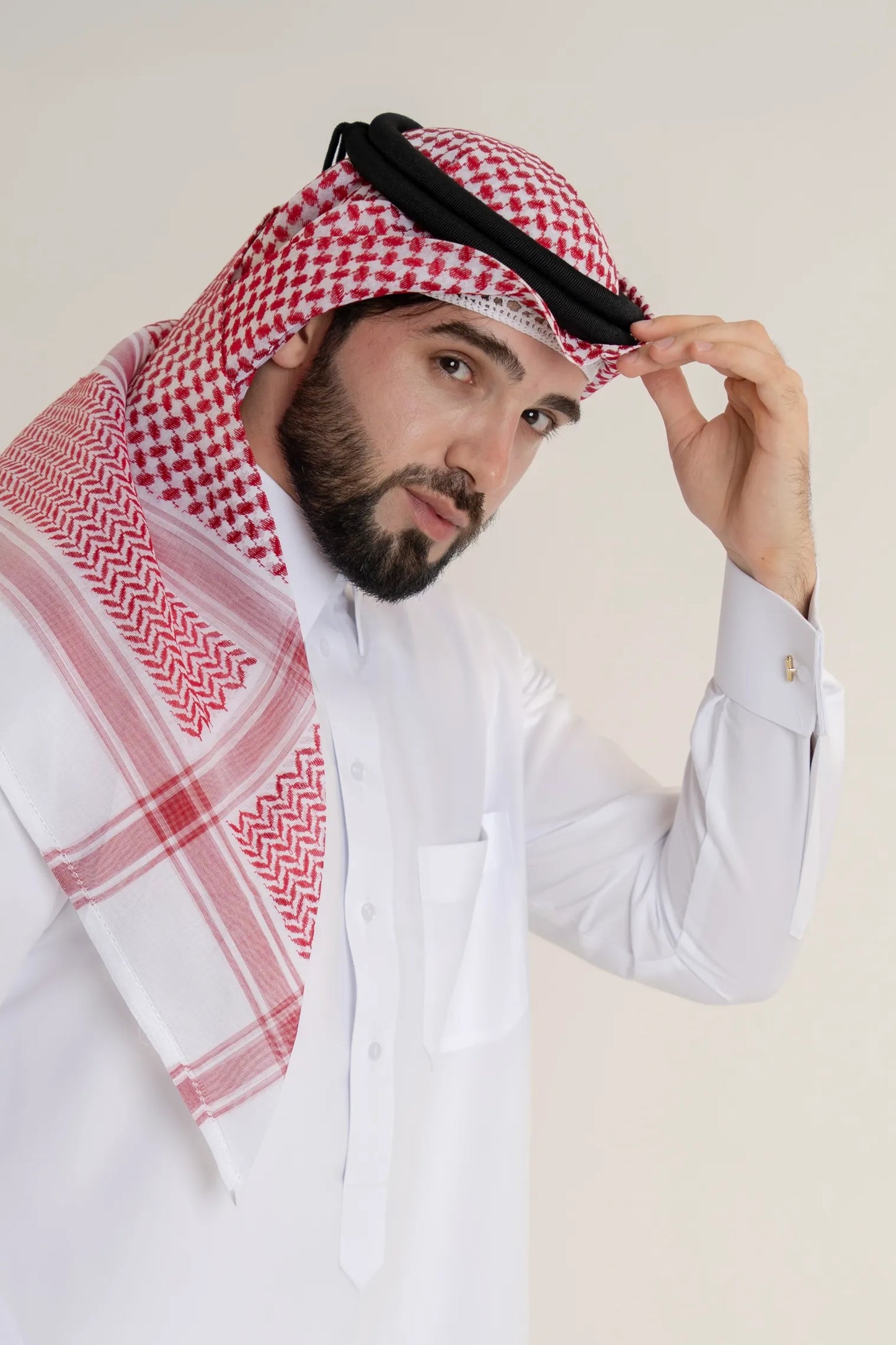 Qatari Kandora Gold Edition – Premium Italian Fabric
