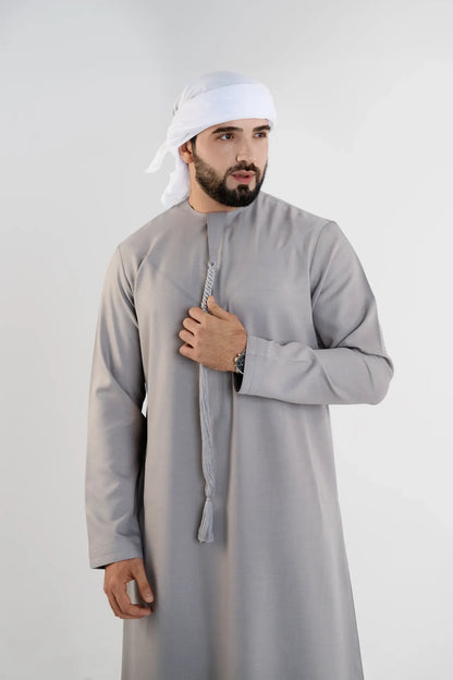 Emirati Classic Kandora Gold Edition – Premium Italian Fabric